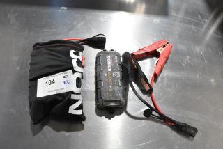NOCO GB40 Genius Boost portable jump starter, with clamps, in excellent condition, includes carrying bag and auction label.