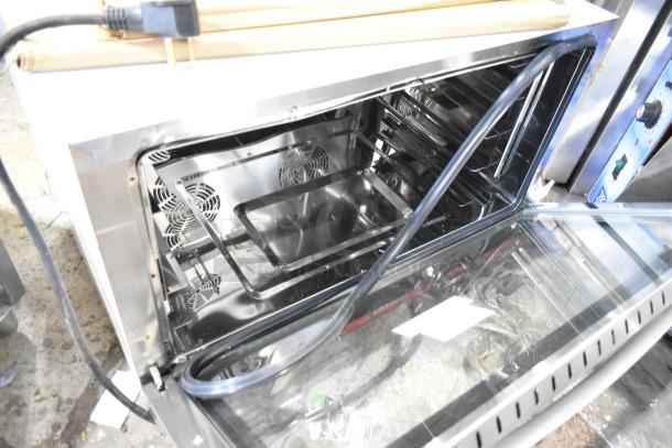 Avantco 177CO46M countertop convection oven with moisture injection, 4.4 cu. ft., brand new scratch and dent, 208/240V.