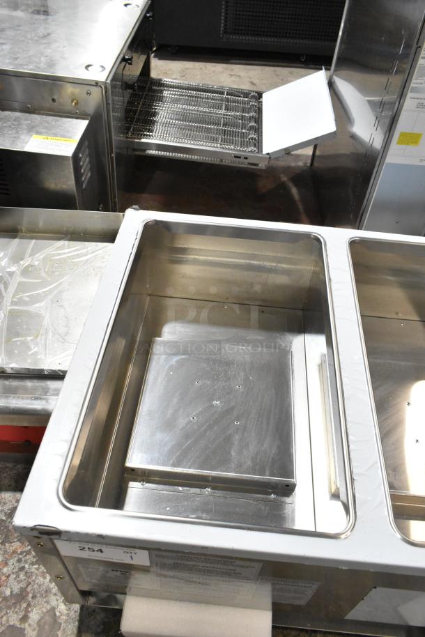 BRAND NEW SCRATCH AND DENT! 2025 ServIt 423GST3WENG stainless steel three pan open well natural gas steam table, 10,500 BTU.