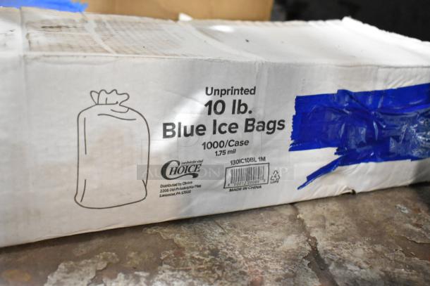 BRAND NEW SCRATCH AND DENT! Choice 10 lb. Blue Heavy Duty Plastic Ice Bag, 1,000/Case, model 130IC10BL1M. Box shows minor damage.