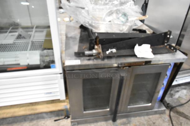 Bakers Pride 456GDCOER21 convection oven, stainless steel, view-through doors, metal racks, 208V, 3-phase.