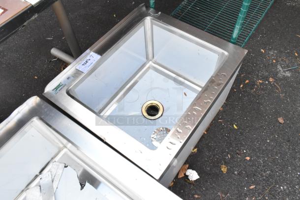 BRAND NEW Regency 600SM162012 16-gauge stainless steel mop sink, 25", one compartment, 20"x16"x12" bowl, scratch and dent.