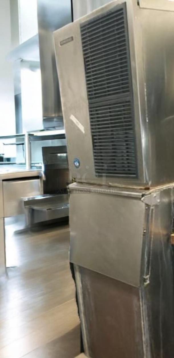 Hoshizaki KM-500MAJ modular ice machine with bin, excellent condition, 115V, branded label visible, tested & working.