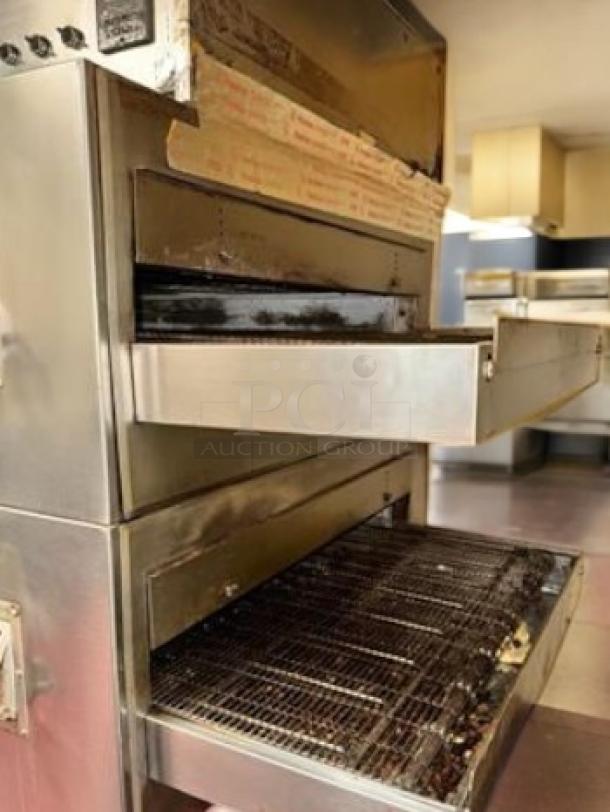 Middleby Marshall PS360WB-2 double stack gas conveyor pizza oven, outstanding condition, fully tested, 160,000 BTU/hr.