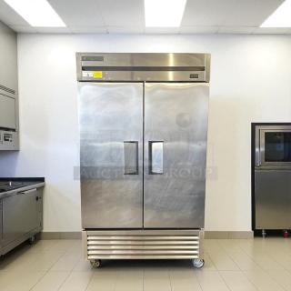 True T-43-HC double door refrigerator, superb condition, stainless steel, 115V, fully tested, two-door reach-in model.