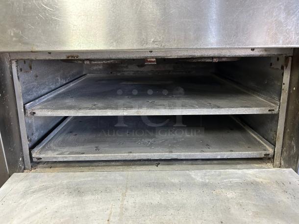 Bakers Pride P44-BL countertop pizza oven, excellent condition, dual baking decks, electric, brick lined, industrial quality.