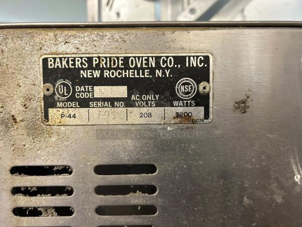 Bakers Pride P44-BL electric oven label, model P-44, serial 7910, 208 volts, 7200 watts, New Rochelle, N.Y., UL, NSF certified.