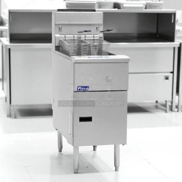 Pitco SG14-S natural gas fryer, stainless steel, 40-50 lb capacity, floor model, tested and working, excellent condition.