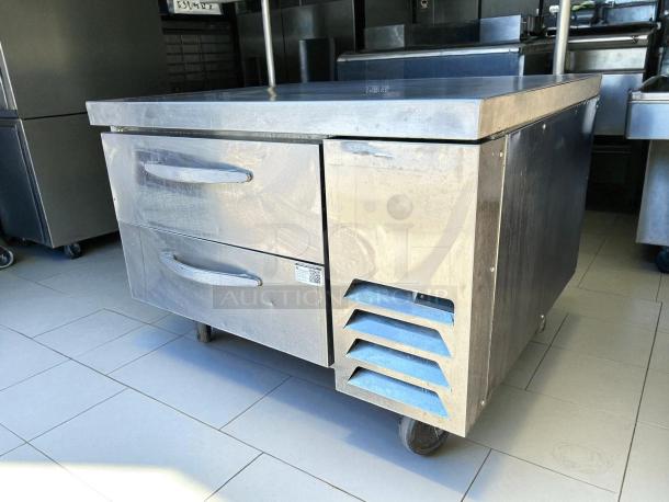 Beverage Air WTRCS36HC 36" two-drawer chef base refrigerator, excellent condition, tested and working.