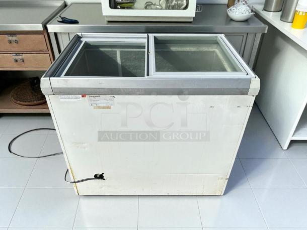 Kelvinator IK273 36” ice cream dipping cabinet, 115v, with dipping well, shown in perfect working condition, tested and labeled.