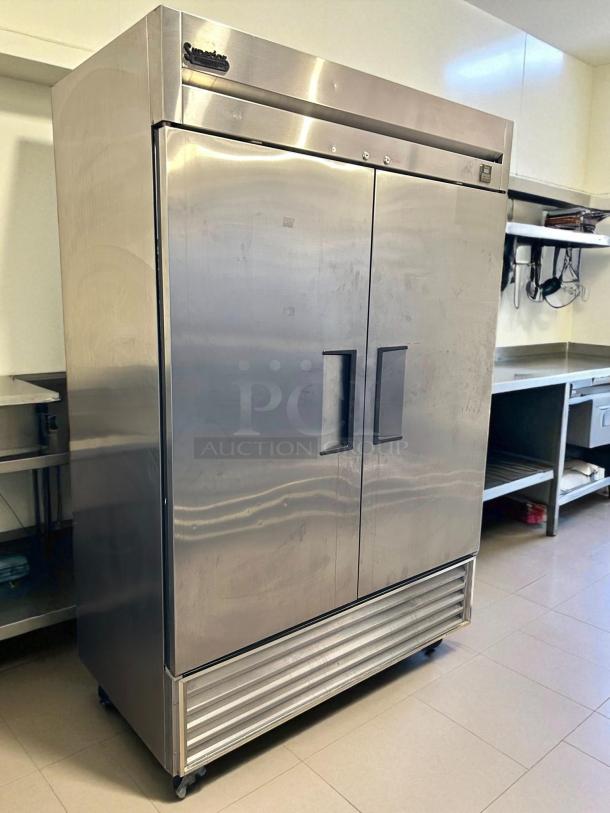 True TS-49-HC 54" 2-section reach-in refrigerator, stainless steel, tested and working, excellent condition.