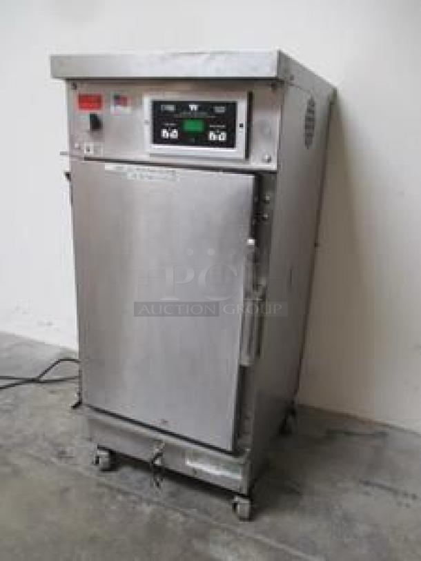 Winston HA40055E CVap holding cabinet in stainless steel, model HA40055E, excellent working condition, 120V, on wheels.