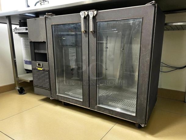 Glastender ND52-L1-GN(LR) back bar cooler in great condition, double glass doors, refrigerated, tested and working.
