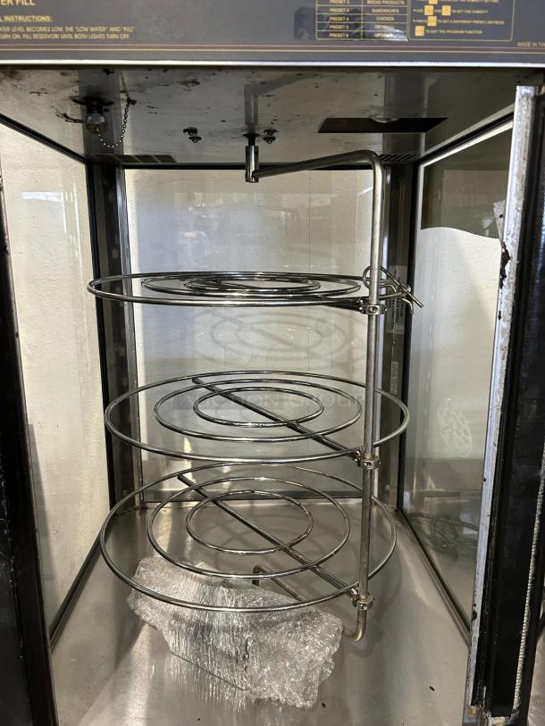 Star Mfg HFD-2A, 21" countertop heated display case, features humidity control, tested and working. Clean interior, sturdy racks.