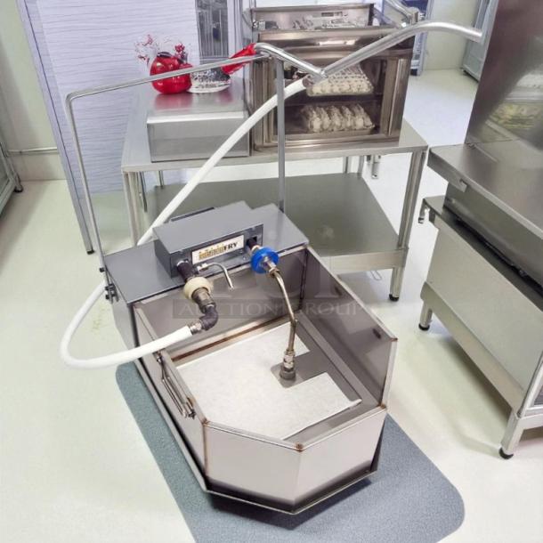 Anets FFM80 80 lb commercial fryer filter, gravity-fed, 120v, tested and working condition, shown in a kitchen setting.