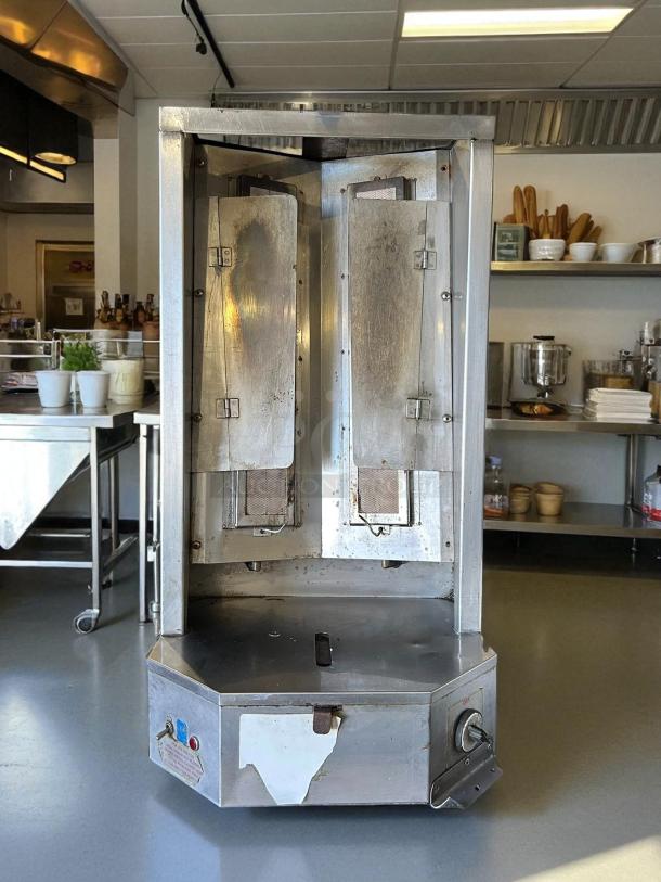 Optimal Autodoner 3PG 65 lb. Gas Gyro Machine in stainless steel, tested and working, with functional control knob.