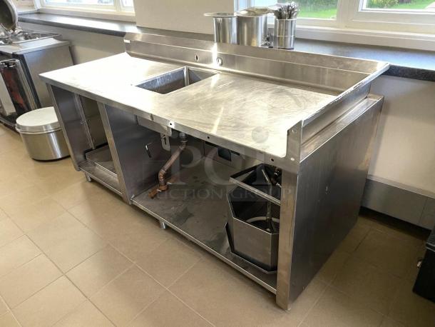 Winholt Model WBTUCR-CAB-1 stainless steel cabinet with handwashing station, NSF certified, tested working condition.