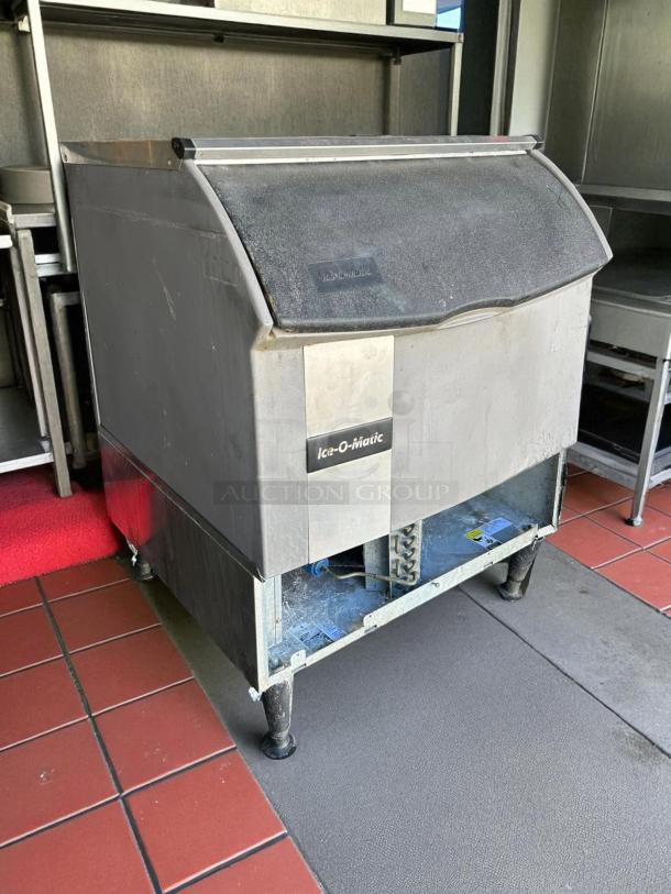 Ice-O-Matic ICEU300FA undercounter ice machine, excellent condition, stainless steel, tested and working, 30" wide.