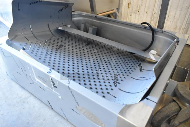 BRAND NEW Hatco GRFHS-PT26 stainless steel fry holding station, 29" pass-through, 120V, slight scratches and dents, 6" base.