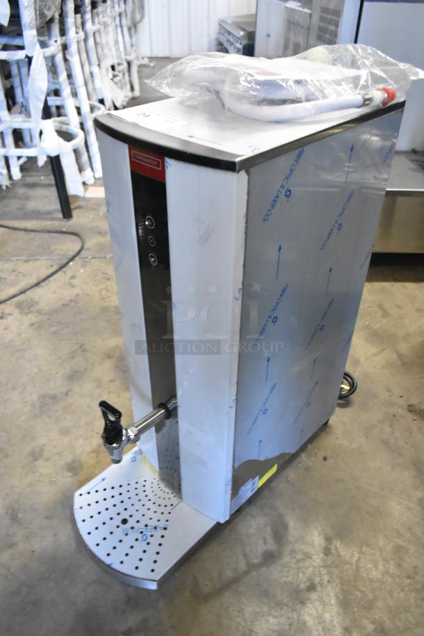 Grindmaster Ecoboiler T20 hot water dispenser, model 1000662GM. Brand new with minor dents. Tap-operated, 220V, 1 Phase.