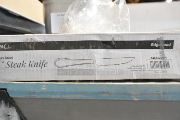 Box labeled Acopa Edgewood 9 1/4" Stainless Steel Heavy Weight Steak Knife, includes barcode and product number #267320014.