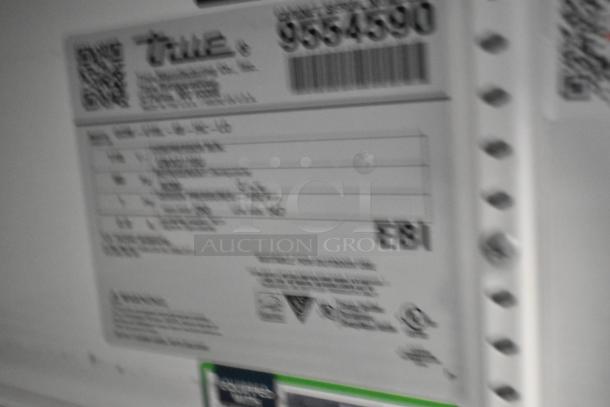 True GDM-41SL-48-HC-LD commercial cooler label, showing model, power details, and barcode.