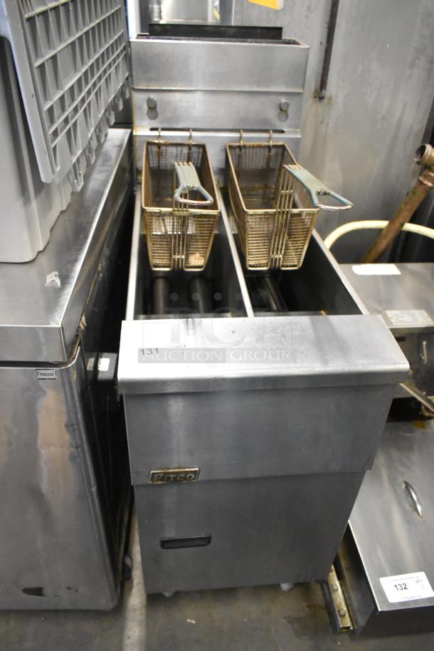 Pitco Frialator SG14T stainless steel deep fryer with 2 metal baskets, natural gas powered, 100,000 BTU, commercial-use.