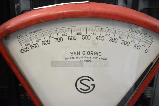 San Giorgio metal countertop bakery scale, vintage, Genova label, red trim, measures up to 15 kg, divisions of 5 grams.