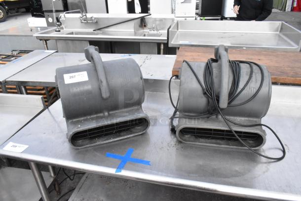 B Air VP-50 black poly air mover fan, 115V, in good condition, features integrated handle, visible label "207".