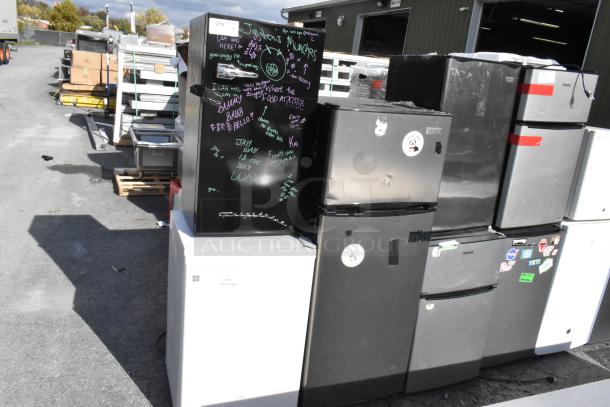 5 mini coolers including Frigidaire EFR331-BLACK-6COM, GE, Frigidaire EFR780-6COM, Galanz GLR31TS1E02, Frigidaire FGFR334.