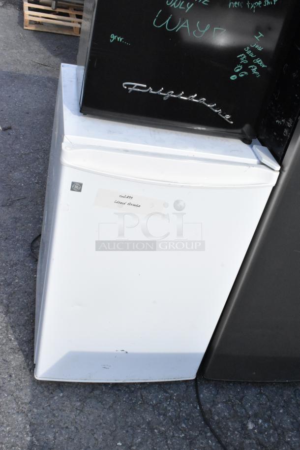 Five mini coolers including Frigidaire EFR331, GE, and Galanz. Used condition, 115 Volts, 1 Phase, multiple brands.