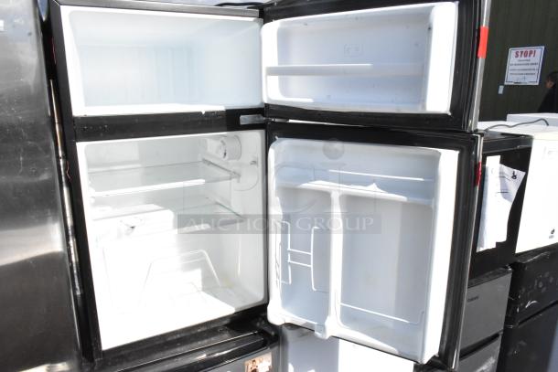 Set of 6 mini coolers, open view. Includes Galanz GL31S5, Whirlpool WH35S1E, Summit FS22L, GE GME04GGHWW, Galanz GLR31TS1E02. 115V, 1 Phase.