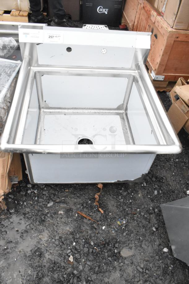 Brand new Steelton 522CS12424 stainless steel commercial sink, 24"x24"x12" bowl, 18-gauge, no legs, scratch and dent.