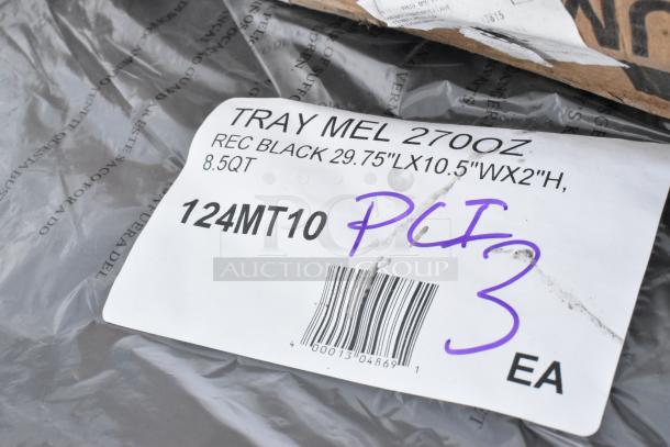 Label showing 124MT10 American Metalcraft black melamine market tray, dimensions 29.75"x10.5"x2", capacity 8.5QT.