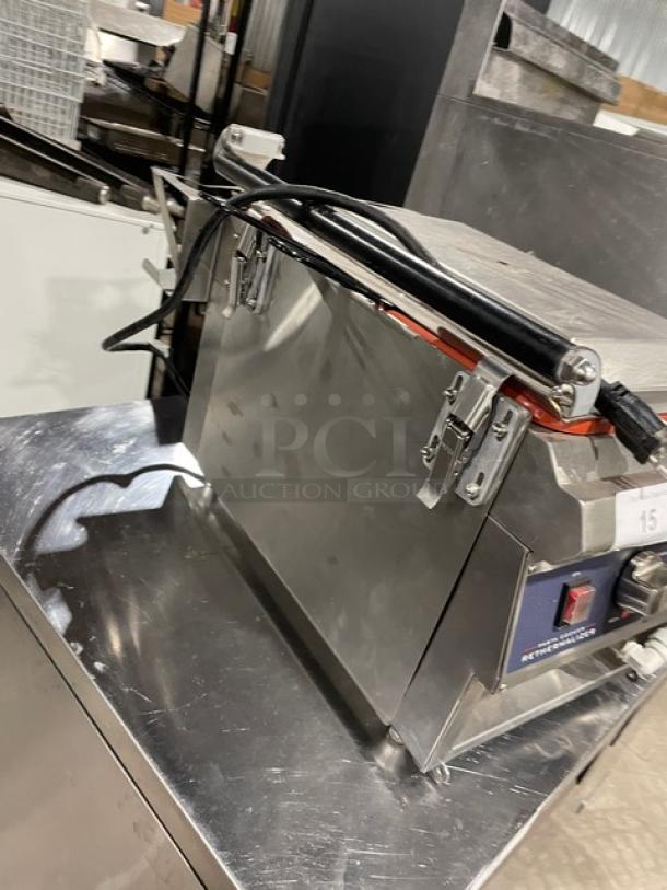 Waring WPC100 Stainless Steel Electric Pasta Cooker/Rethermalizer, 208/240V, SN: 4221, on legs, used condition.