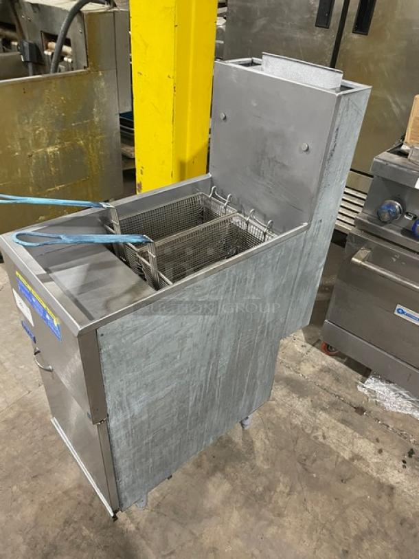 Pitco 35C+S commercial stainless steel deep fat fryer, liquid propane, 35 lb capacity, includes backsplash and fry baskets.