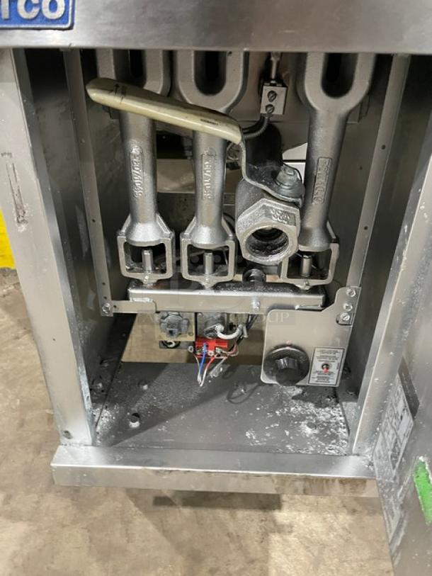 Pitco 35C+S stainless steel 35 lb. deep fat fryer, liquid propane, with back splash, fry baskets, on legs, serial G19BB003226.