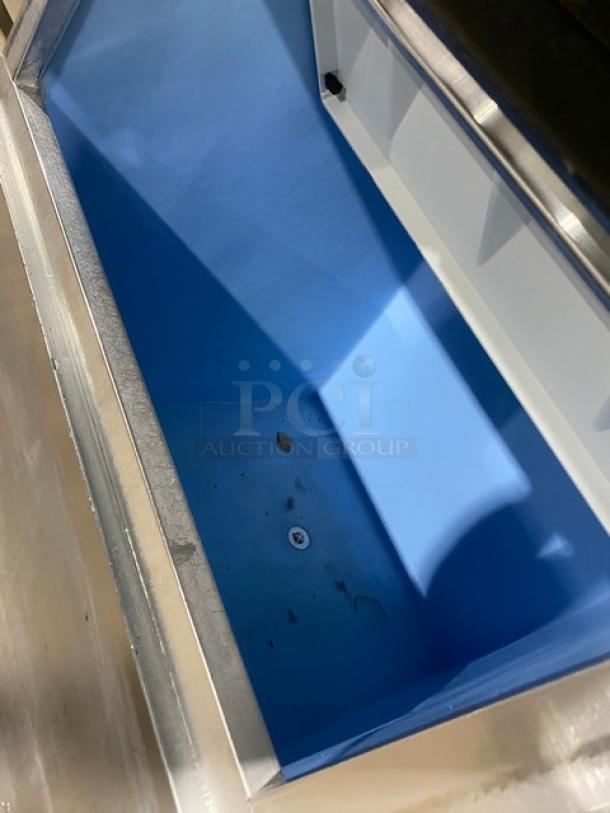 Hoshizaki KM901MRJ/B500PF ice machine interior, stainless steel, remote-cooled, crescent cube style, clean bin, 208-230V.