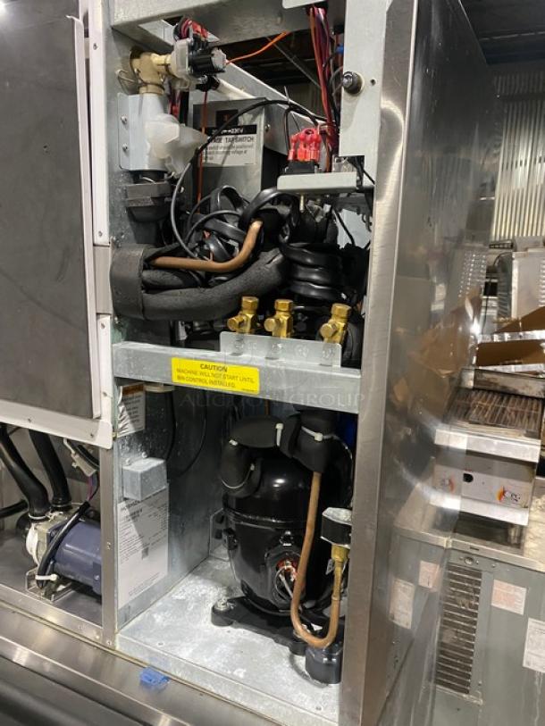 Hoshizaki KM901MRJ/B500PF ice machine, stainless steel, remote-cooled, crescent cube style, Energy Star certified, 208-230V, 1 phase.
