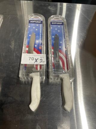 Brand new Dexter Russell Sofgrip 9" scalloped offset sandwich knife, model SG163-9SC, with white grip handle.