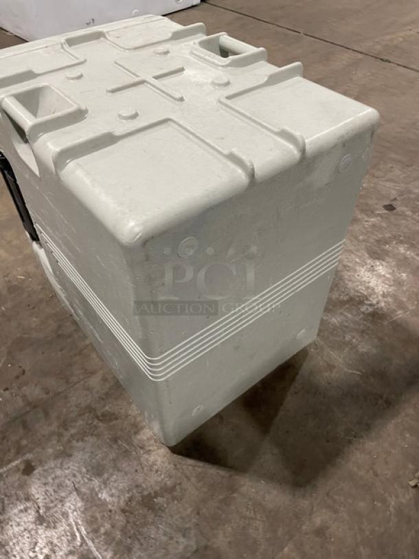 Cambro Ultra Series speckled gray insulated food pan carrier, front-loading, sturdy construction, lightly used condition.