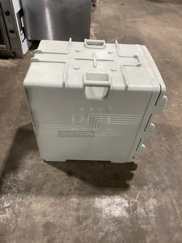 Cambro Ultra Series speckled gray front-loading insulated hot box. Features sturdy design, visible latches, and textured surface.