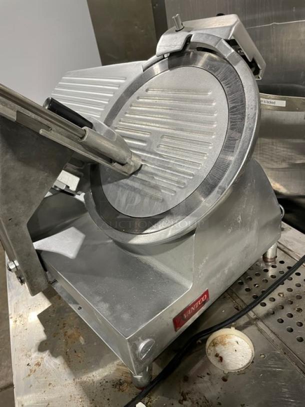 Avantco commercial countertop deli meat slicer, electric-powered, heavy-duty, on legs, visible Avantco label, excellent condition.