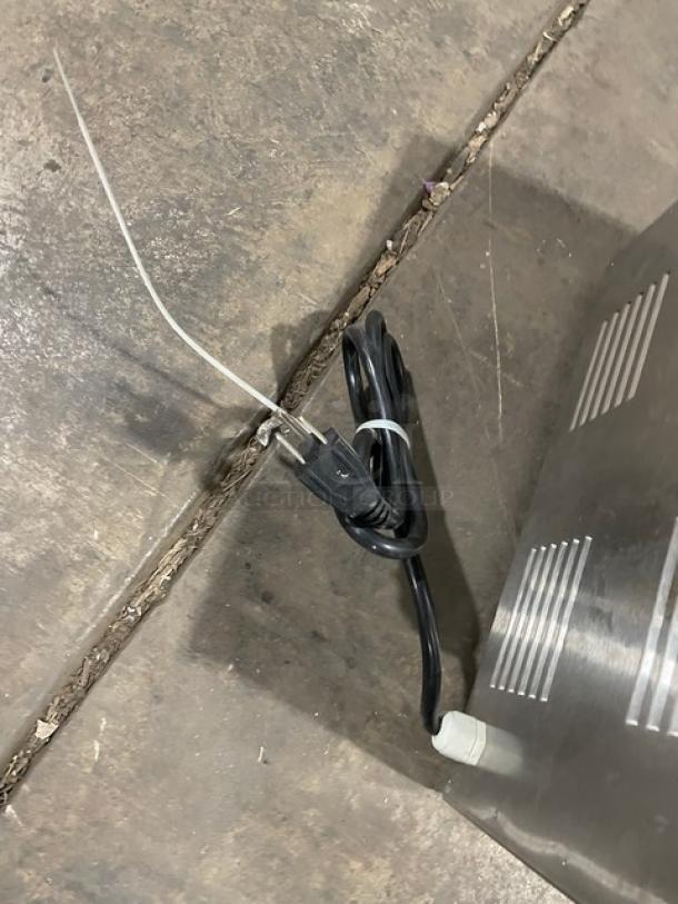 Avantco electric food warmer, model 177W50CKR, stainless steel, countertop design, single well, 120V power cord visible.