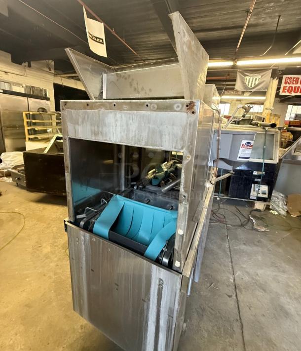 Hobart CRS-66A conveyor dishwasher, heavy-duty, high-capacity; used condition, suitable for commercial kitchens.