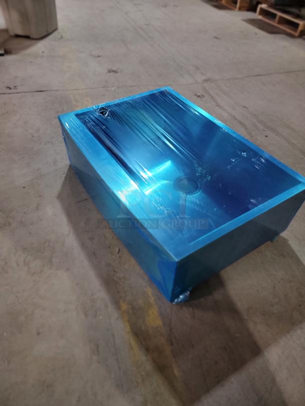 Brand new MILIGORÉ 30" stainless steel 16-gauge undermount kitchen sink in protective blue wrap, model VESSEL-SS-UZ63-16E3018.