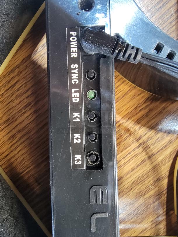 Element Lux OpenSign1 LED control panel showing power and sync buttons, labeled K1, K2, K3.