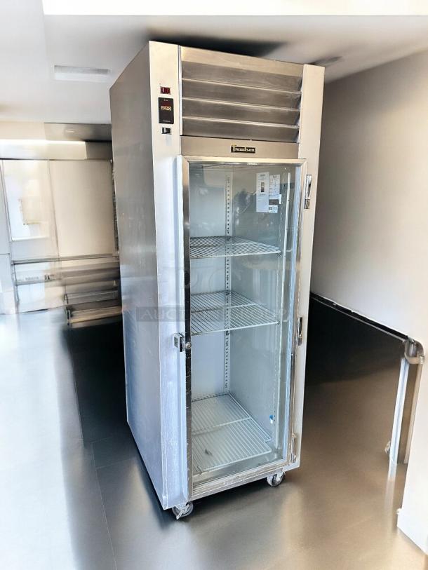 Traulsen G11010 glass door refrigerator, excellent condition, stainless steel, tested and working, 115V, Fort Worth, USA.