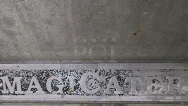 MagiCater LPG-60 portable outdoor gas charbroiler in excellent condition. Features 120,000 BTU propane capacity.