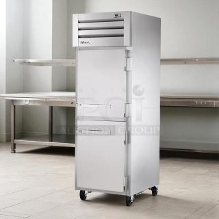 True STM1R-2HS-HC reach-in refrigerator, 27.5", stainless steel, fully tested, excellent condition, 115V.